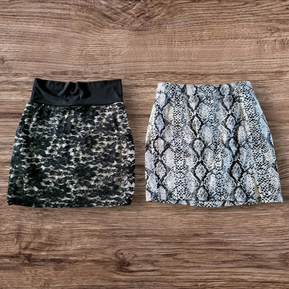 Xs / S  Bundle of Mini Skirts Pencil Lace Snake